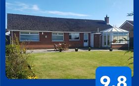 The Burrow, A Spacious Bungalow In Heart Of Ni